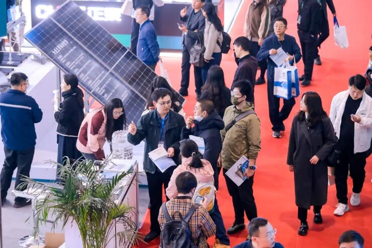 2025年光伏行業(yè)走勢(shì)趨向何方?