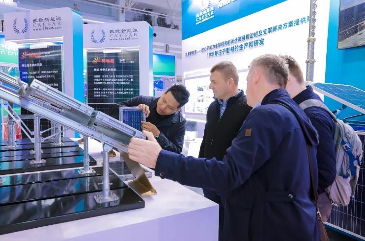 2025年光伏行業(yè)走勢(shì)趨向何方?