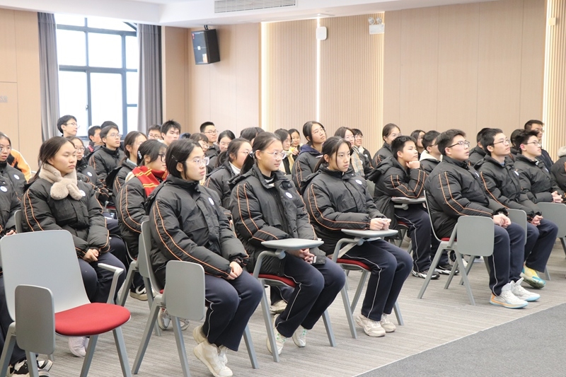 川源助力浙江省平湖中學(xué)生涯規(guī)劃校外實(shí)踐，開(kāi)啟環(huán)保科技探索之旅