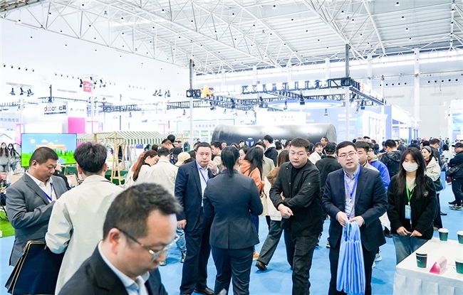 聚勢世界灣區(qū)，共繪綠色發(fā)展新藍(lán)圖！2025鴻威·世界環(huán)保產(chǎn)業(yè)博覽會8月8日重磅開啟